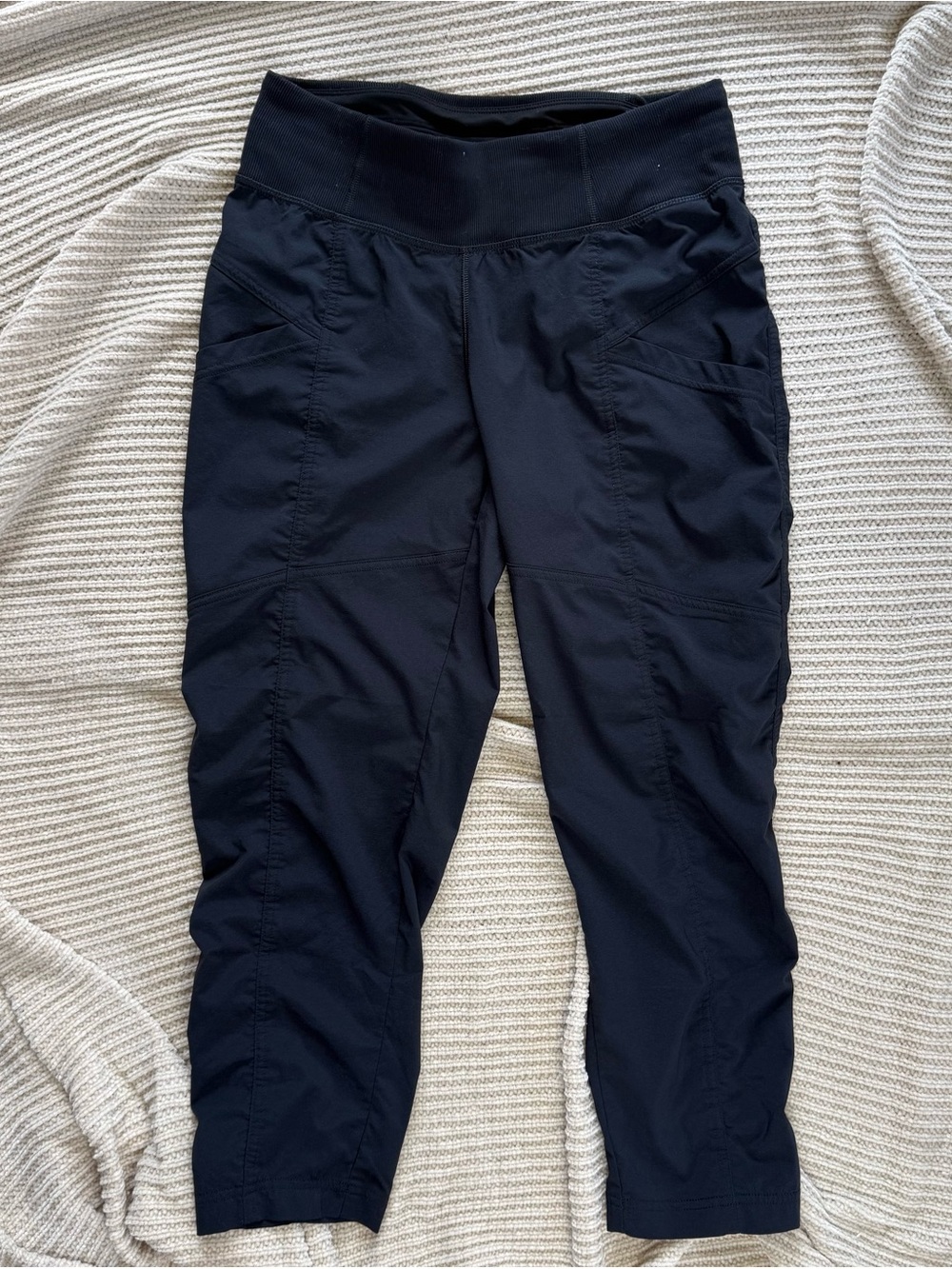prAna Koen Capri Pants Black XS Extra Small Lightweight Hiking Athleisure Crop